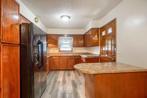 6943 Logan Avenue N Brooklyn Center MN 55430