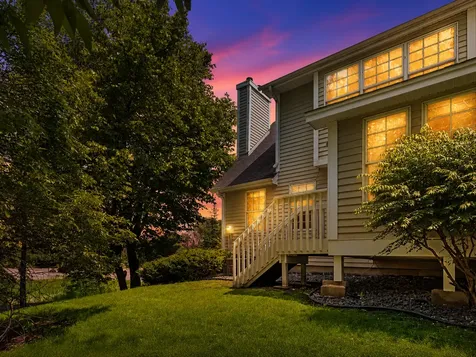 4902 Bayswater Road Minnetonka MN 55345
