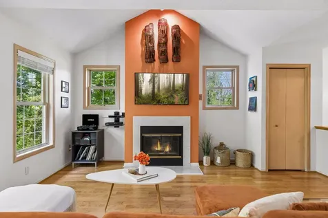 4902 Bayswater Road Minnetonka MN 55345