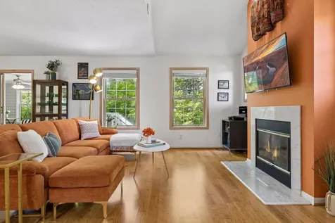 4902 Bayswater Road Minnetonka MN 55345