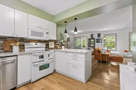 4902 Bayswater Road Minnetonka MN 55345