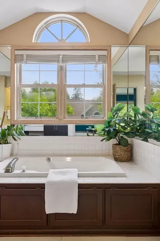 4902 Bayswater Road Minnetonka MN 55345