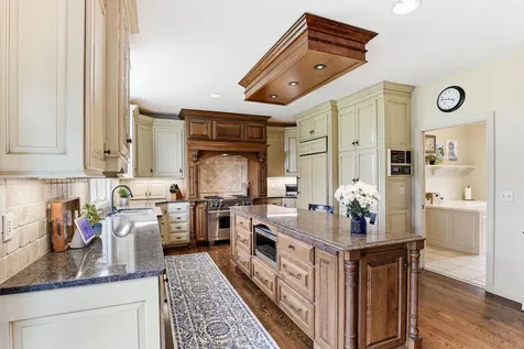 2660 Deer Ridge NE Blaine MN 55449