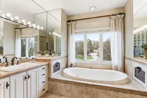 2660 Deer Ridge NE Blaine MN 55449
