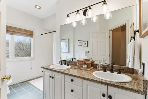 2660 Deer Ridge NE Blaine MN 55449