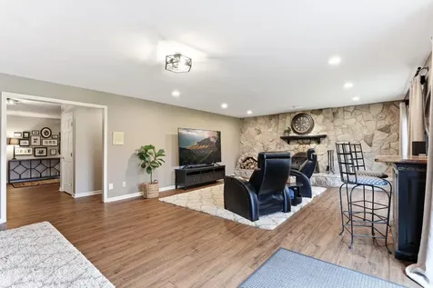 2660 Deer Ridge NE Blaine MN 55449