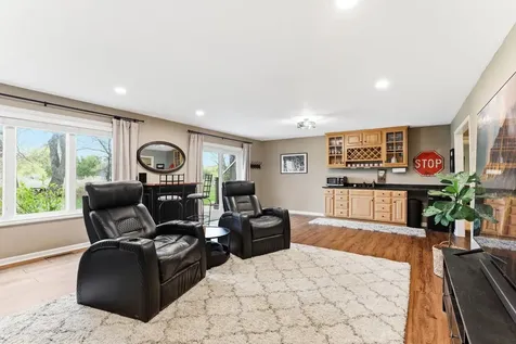 2660 Deer Ridge NE Blaine MN 55449