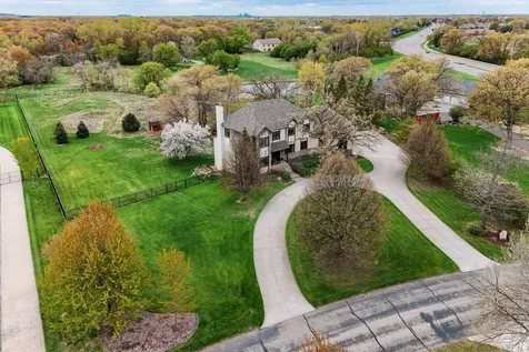 2660 Deer Ridge NE Blaine MN 55449