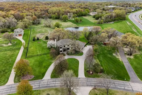 2660 Deer Ridge NE Blaine MN 55449