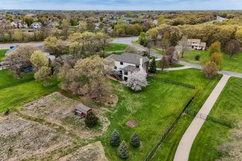 2660 Deer Ridge NE Blaine MN 55449