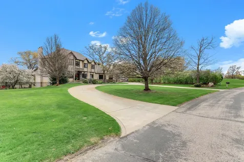 2660 Deer Ridge NE Blaine MN 55449