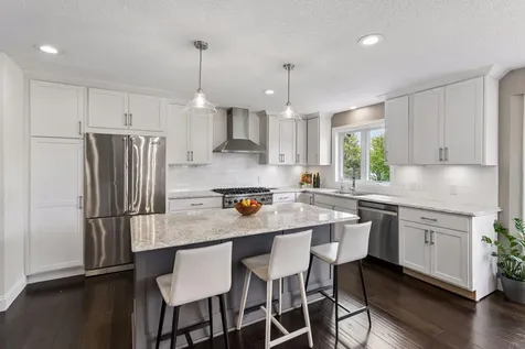 3595 Rae Lane Woodbury MN 55125