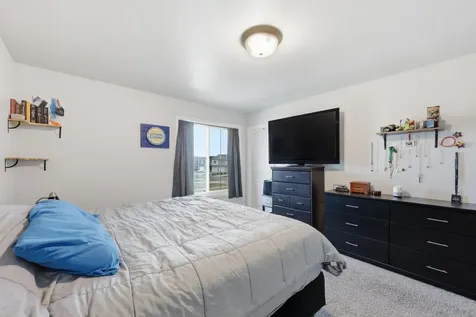 6824 Meadow View Drive S Fargo ND 58104