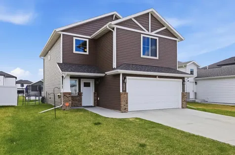 6824 Meadow View Drive S Fargo ND 58104