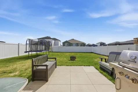 6824 Meadow View Drive S Fargo ND 58104