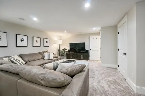 820 Niagara Lane N Plymouth MN 55447