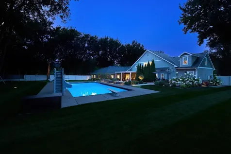 820 Niagara Lane N Plymouth MN 55447