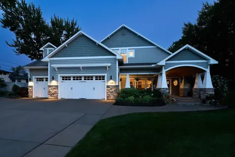 820 Niagara Lane N Plymouth MN 55447