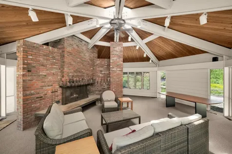 10203 Scarborough Road Bloomington MN 55437