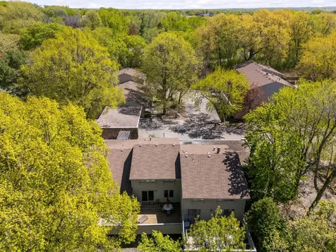 10203 Scarborough Road Bloomington MN 55437