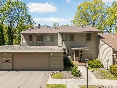 10203 Scarborough Road Bloomington MN 55437