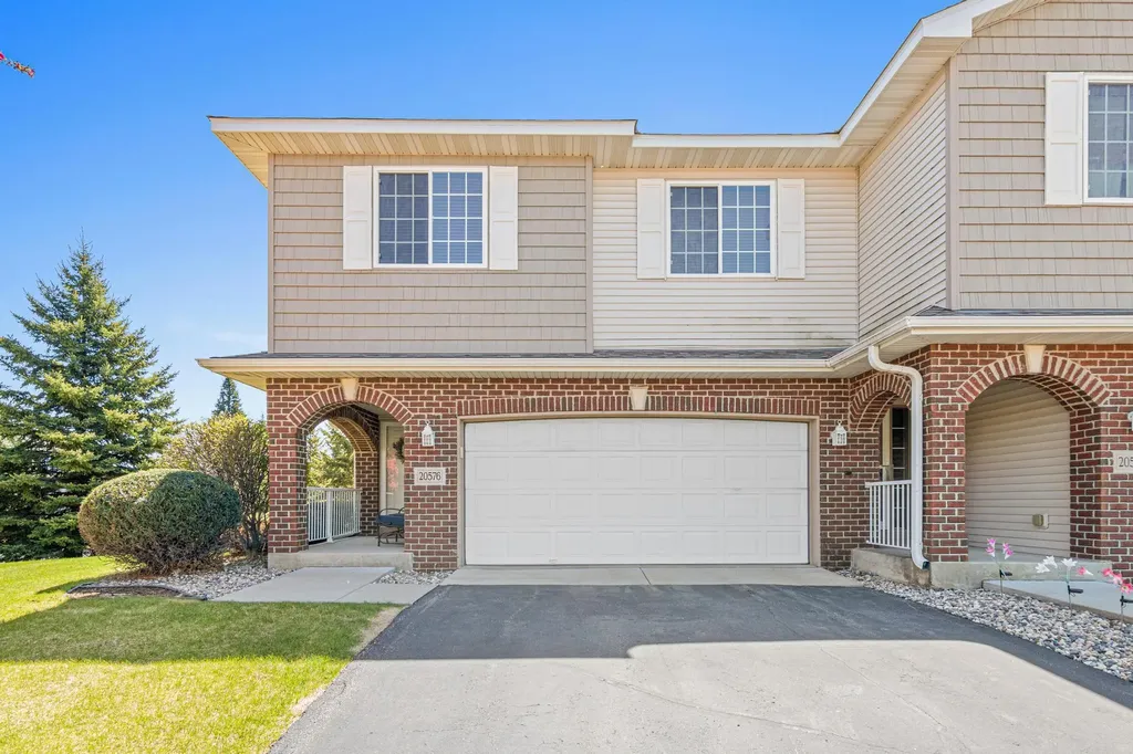 20576 Hampshire Way Lakeville MN 55044