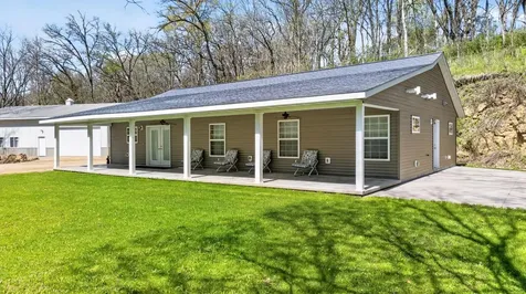 39568 569th Street Zumbro Falls MN 55991