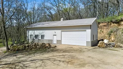 39568 569th Street Zumbro Falls MN 55991