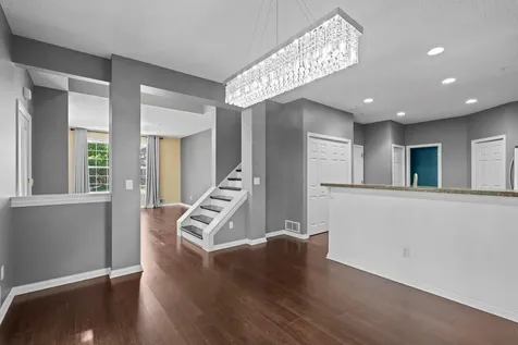 883 Braunworth Court Chaska MN 55318