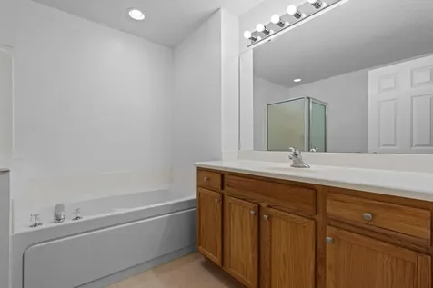 883 Braunworth Court Chaska MN 55318