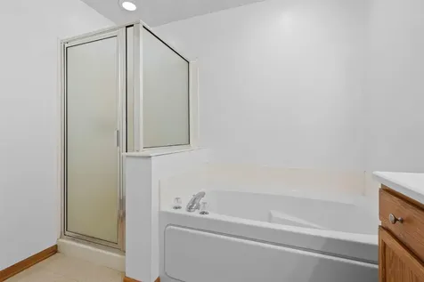 883 Braunworth Court Chaska MN 55318