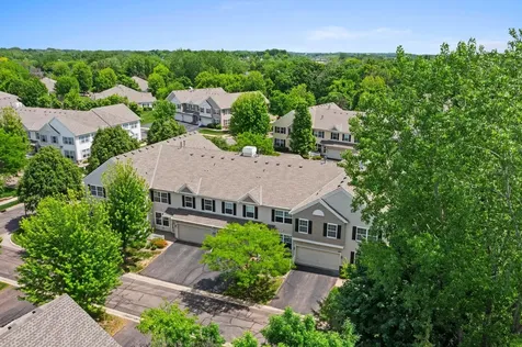 883 Braunworth Court Chaska MN 55318