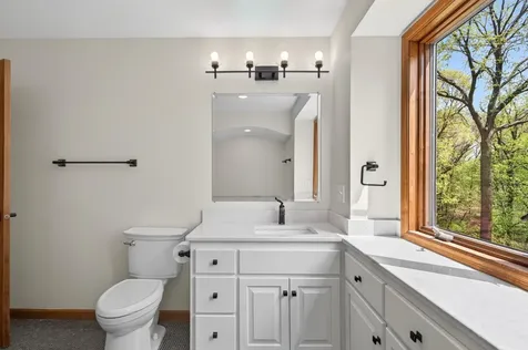 11801 Lockridge Avenue S Hastings MN 55033