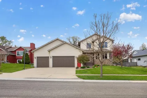 1011 Golfers Ct SE Rochester MN 55904
