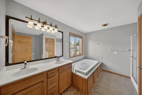 1011 Golfers Ct SE Rochester MN 55904