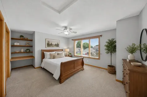 1011 Golfers Ct SE Rochester MN 55904