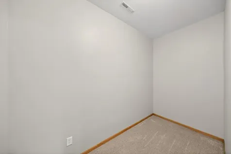 1011 Golfers Ct SE Rochester MN 55904