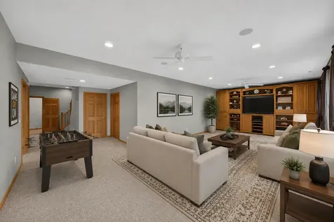1011 Golfers Ct SE Rochester MN 55904