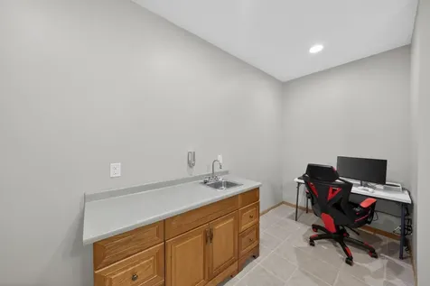 1011 Golfers Ct SE Rochester MN 55904