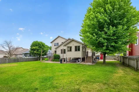 1011 Golfers Ct SE Rochester MN 55904