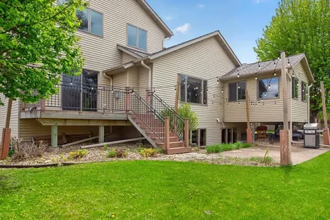 1011 Golfers Ct SE Rochester MN 55904