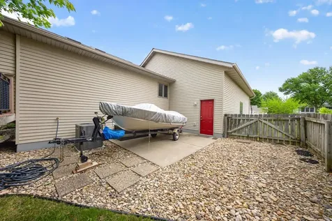 1011 Golfers Ct SE Rochester MN 55904
