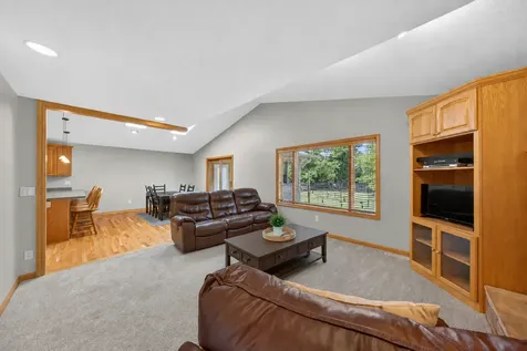 1011 Golfers Ct SE Rochester MN 55904