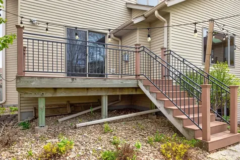 1011 Golfers Ct SE Rochester MN 55904