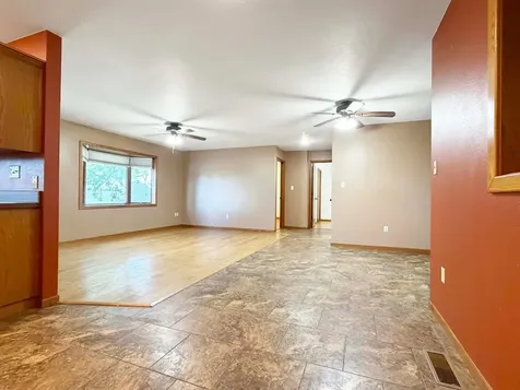 431 Spring Street Tracy MN 56175