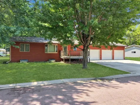 431 Spring Street Tracy MN 56175