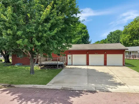 431 Spring Street Tracy MN 56175