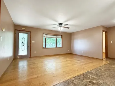 431 Spring Street Tracy MN 56175