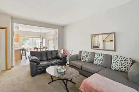 8893 Brunell Way Inver Grove Heights MN 55076
