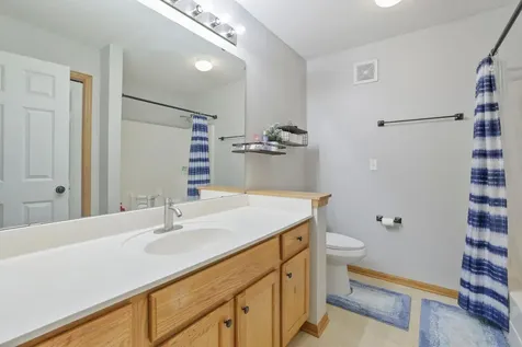 8893 Brunell Way Inver Grove Heights MN 55076